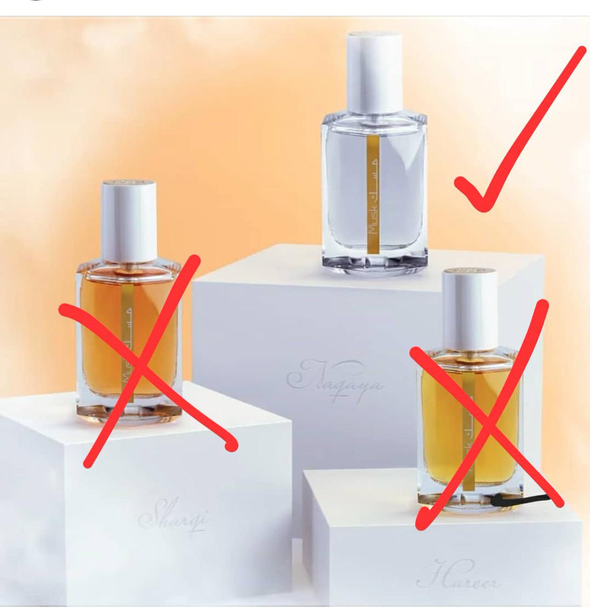 KwPerfumes's tweet photo. إن كنت تبحث عن عطر مسك جميل وبسعر ممتاز عطر مسك (نقايا)من الرصاصي هو أحد أفضل الاختيارات

العطر مسكي زهري مريح (سهل الارتداء)
على عكس بقية الأنواع. يصلح أن يكون عطر للخروج لكن انا استخدمه بعد الاستحمام كعطر منزلي. جميل جداً

 #رابطة_عشاق_العطور https://t.co/Nz5wAypUSj
