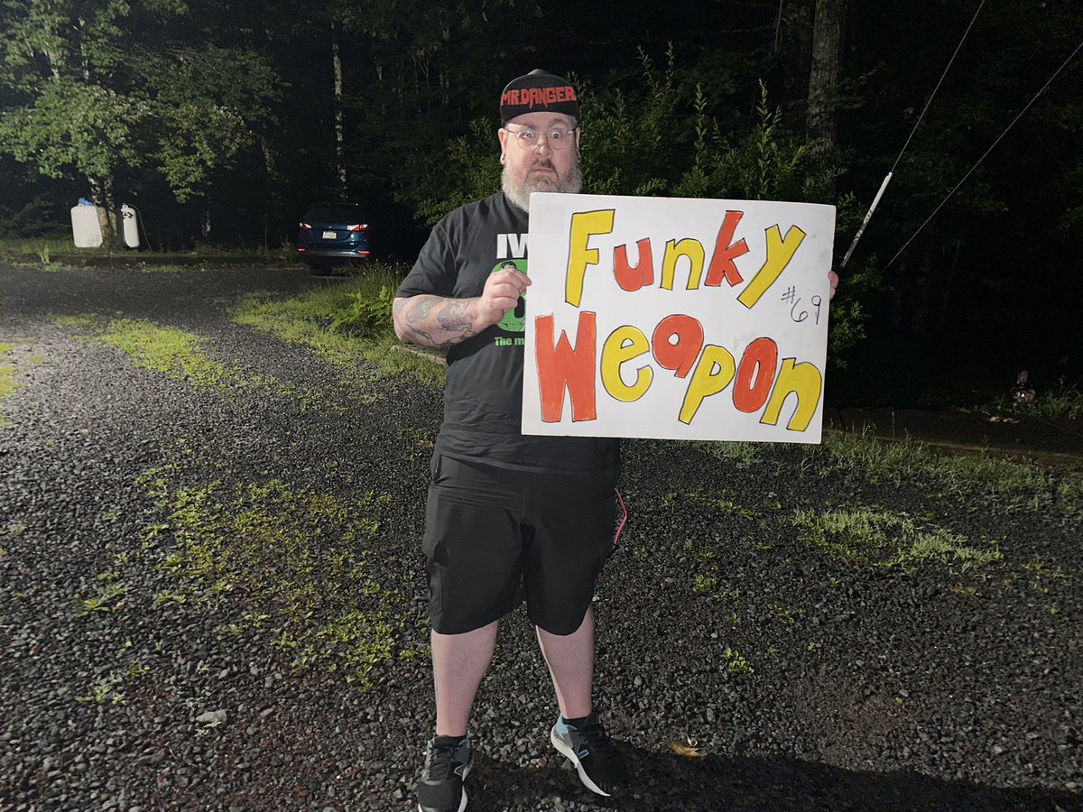 TheDooge's tweet photo. Made these signs tonight for @taguchiryusuke ! Great match! Too bad the titles aren’t goin home with the #FunkyWeapon
#ROHDBD #ROHDeathBeforeDishonor https://t.co/vt6y4gahor