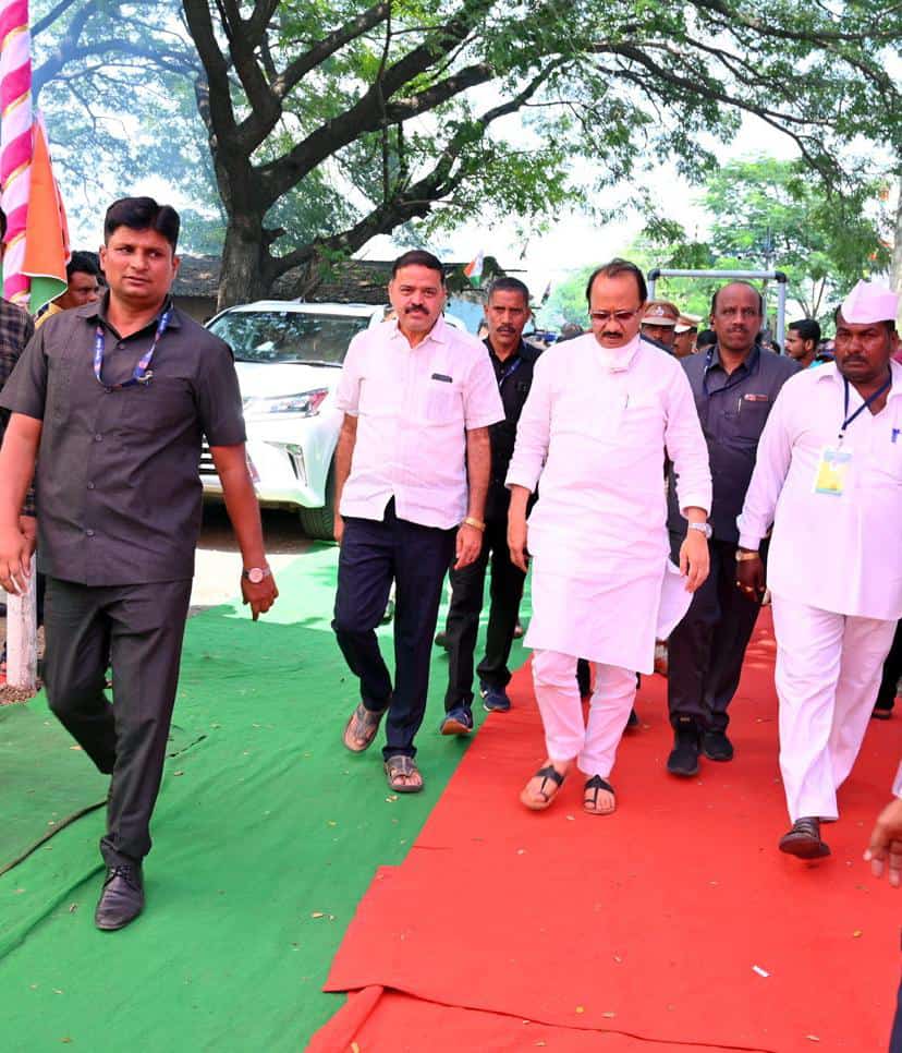 ManishaPol21584's tweet photo. राज्याचे उपमुख्यमंत्री अजित दादा पवार यांना वाढदिवसाच्या हार्दिक शुभेच्छा.💐💐 https://t.co/RI2Z7O4jDL