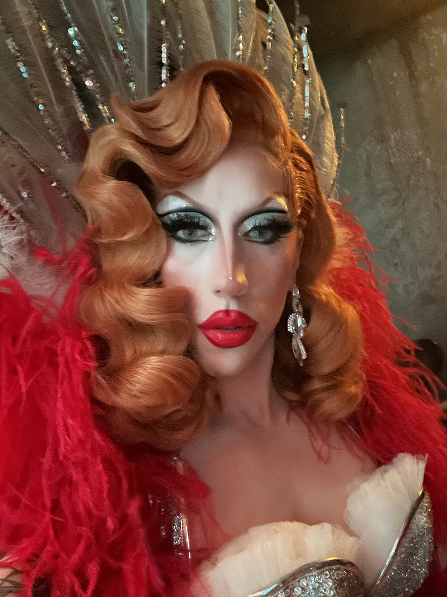 amparo_manes's tweet photo. Qué es una MUJER?
LA HEMBRA HUMANA ADULTA. 

Y ya. 

Como ahí no caben los varones, la secta queer pretende definirnos por el invento patriarcal que nos subordina: el género. 
No pueden conceptualizarnos sin acudir a él. 

POR ESO CALLAN.

Porque género es opresión, no identidad. https://t.co/diYUPT8Lm3