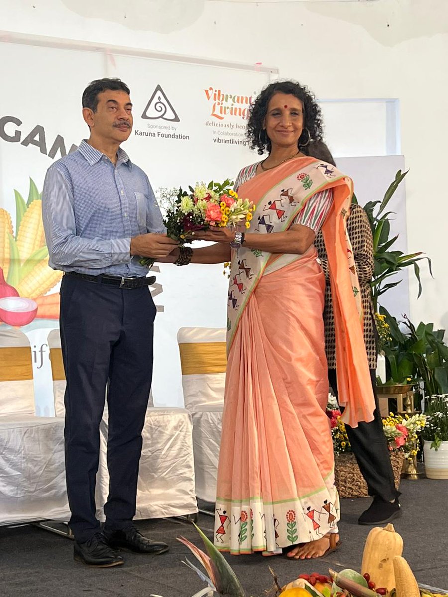 Vegan_Fest_Hyd's tweet photo. Thanks!! Jayesh Ranjanji for inauguration &Sharing personal experience at Hyderabads own Vegan Food Festival. #vegan #veganfoods #Hydveganfest #saturdayevent #Yoga #movementclass #workshops #Art #weaving #heritage #eatmoreplants #saveplanet #saveanimals #notomeat #eathealthy https://t.co/Cml8XzETzI