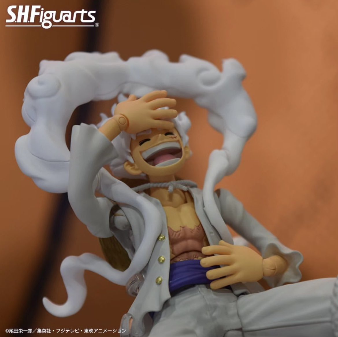 One Piece - Monkey D. Luffy Gear 5 S.H Figuarts Figure