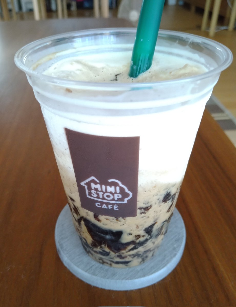 love_cafe_'s tweet photo. 、と言われたので買ってきました！
甘さ控え目でおいしいおやつ🥰🥰🥰 https://t.co/60U45R3p32