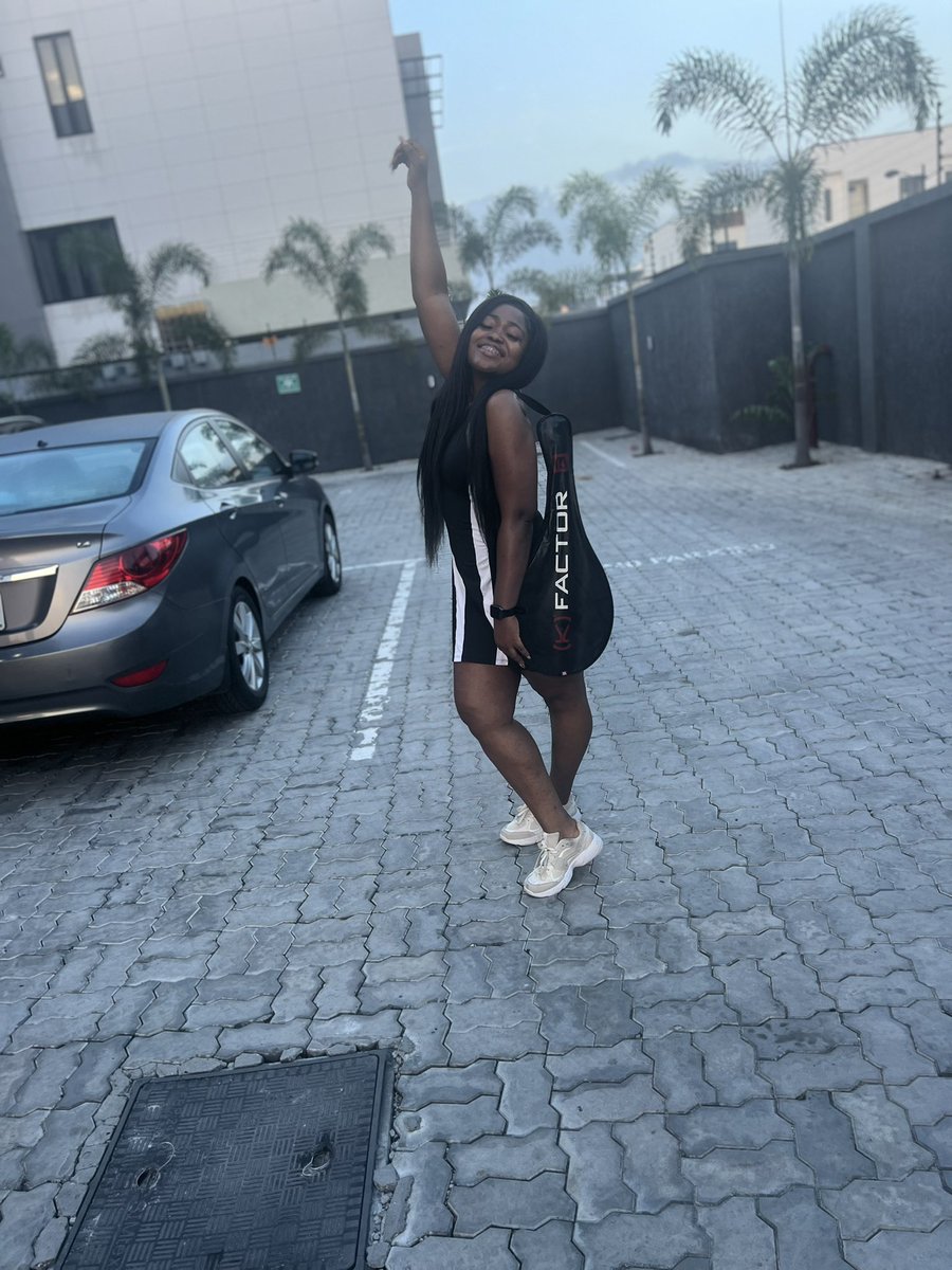 tosinolaseinde's tweet photo. Get cute outfit that way you’re consistent.
#ExerciseHacks https://t.co/cx5VdMo9gy