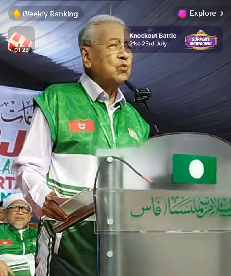 _fabulistjiwa's tweet photo. Korang tengok The 1925 je lah https://t.co/GoaPdA1Vsd