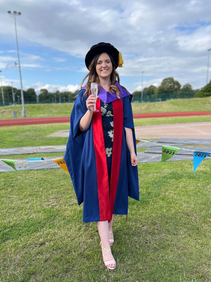 Finally made it official 👩🏻‍🎓 Getting to graduate alongside my wonderful cohort yesterday was the cherry on top of the last three years! We did it! 
#uea #edpsyd #educationalpsychologist #twittereps