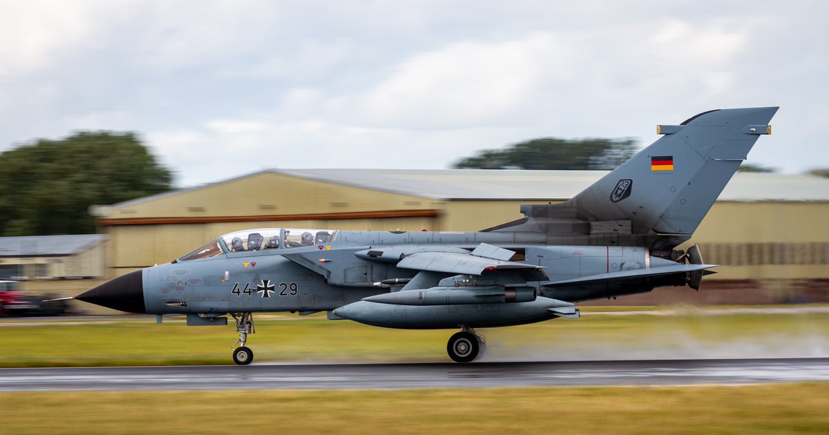 Few from #RIAT23 Sunday! Nice to see a Tonka back in the skies🥰