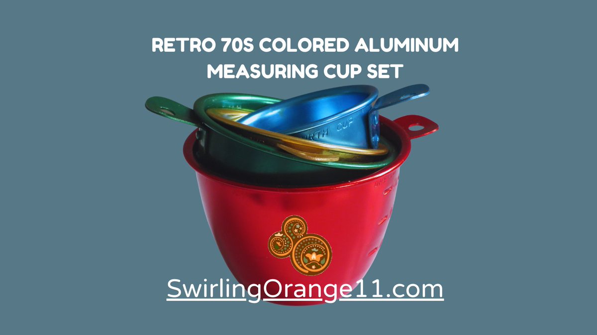 Super #Kitsch 1970s colored Aluminum measuring cup set #Metallic #Primarycolors #SOCOOL #SMILEttCIJ #SMILEtt23 #SwirlingOrange11 bit.ly/VintageSO11 💓💗💖💗💓