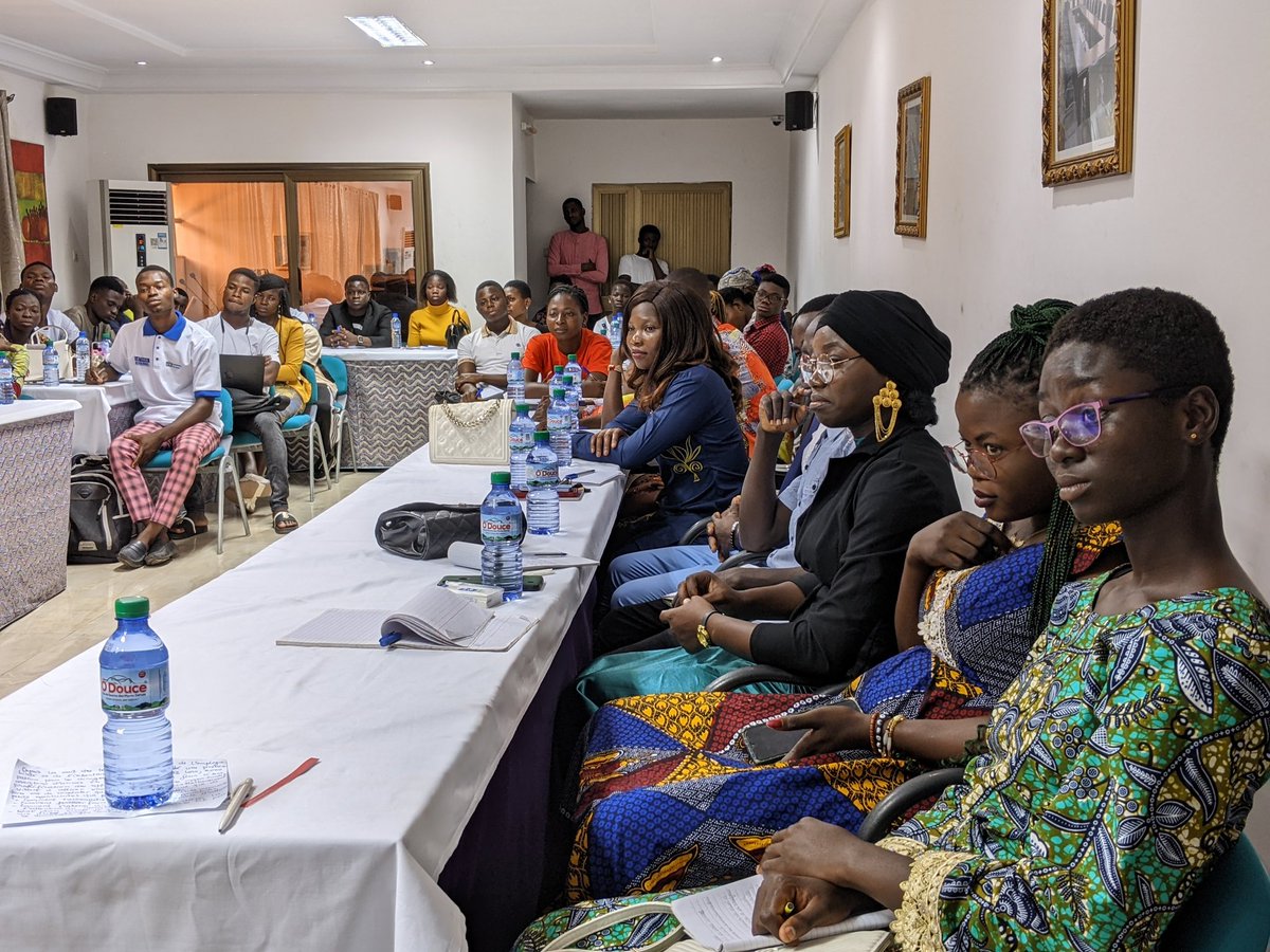 PolongaPyabalo's tweet photo. #CONFÉRENCE DES #JEUNES #Leaders À #KARA .

Nous y sommes !

Nous avons relevé le défi malgré les obstacles.

#CRECOMMUNICATION 

#Hôtel la #douceur https://t.co/uiOoX0pn3Q