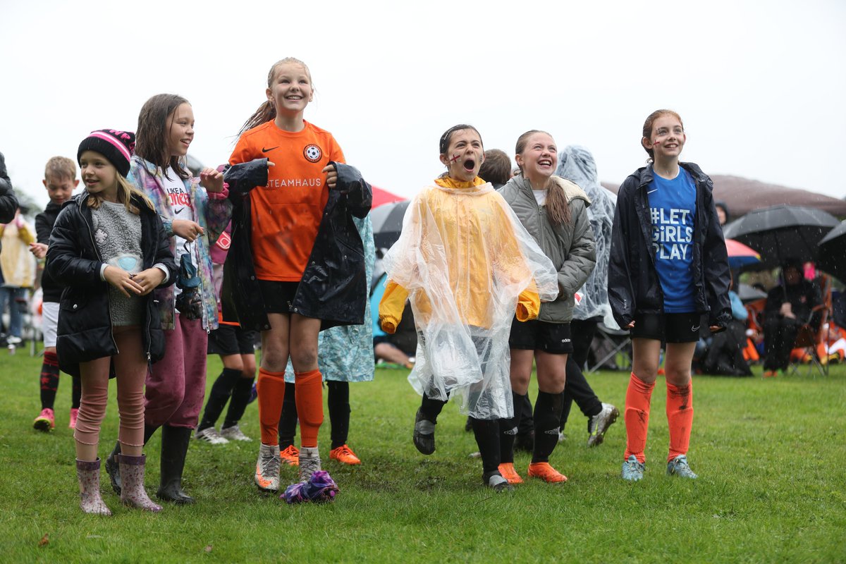 CELEBRATIONS 🤩

The rain hasn't stopped the fun in Manchester ☔️

#BigFootballDay | #LetGirlsPlay