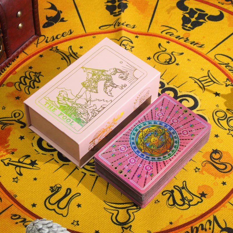 Glory to the sun! 🌞

NEW Astro-Sun collection, Good and Pink Neon Tarot deck is here!

Find it now on sale with free shipping! 📦✈️

Find them here and choose your favorite 👉 tarotawakened.com/products/astro…

#tarot #tarotcards #riderwaite #tarotshop #goldfoiltarot