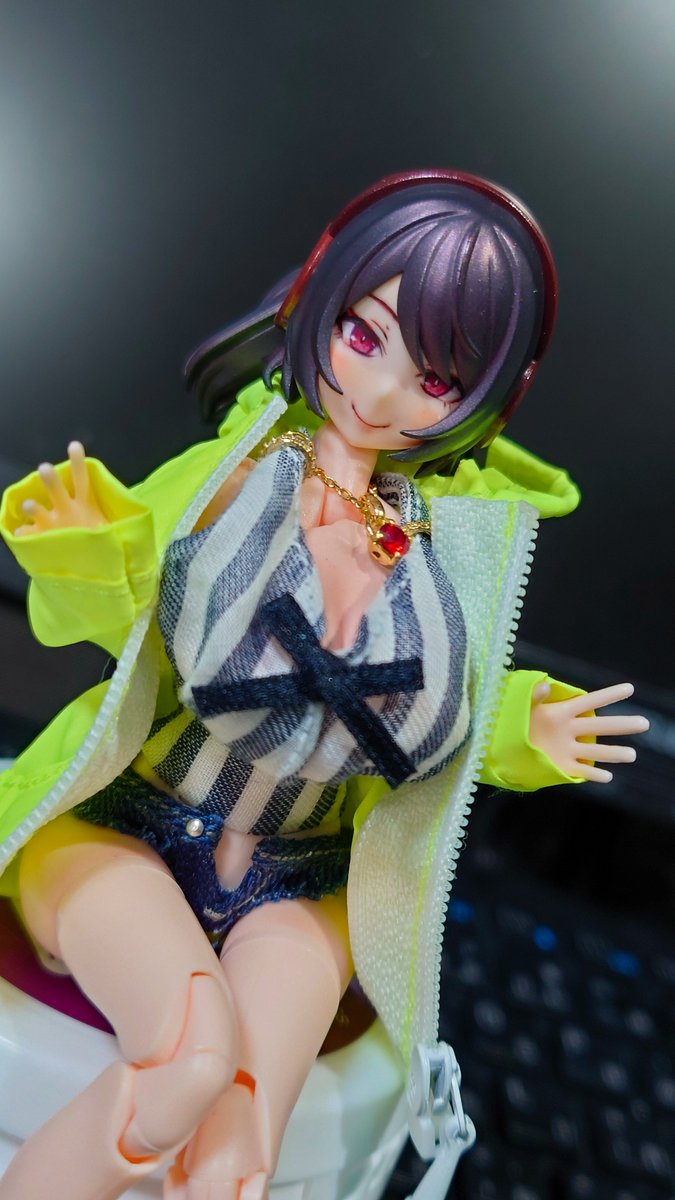 #クソ暑くて元気が出ないのでエクソシストさんに元気にしてもらうタグ

ほれほれげんきだせー♥