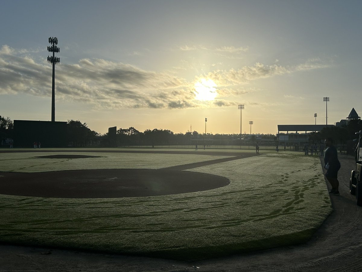 KevinHube's tweet photo. Great day to swing the shalaylee!! 
Go get it @JHuber_CHS 

@Florida_PG @PG_Uncommitted @BaseballCf @CoastRecruits https://t.co/AzxtmavstB