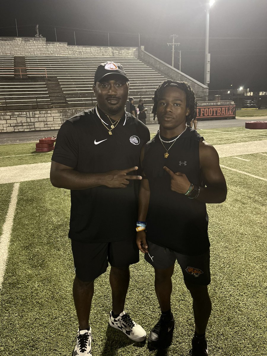 EainWilliams's tweet photo. I had a great time in Ada. Big thanks to @Coach_Mashack &amp; @CoachTHendrix for coaching me up. Hope to be back. @ECUTigersFB #GeauxTigers https://t.co/z1EV8wHgDK
