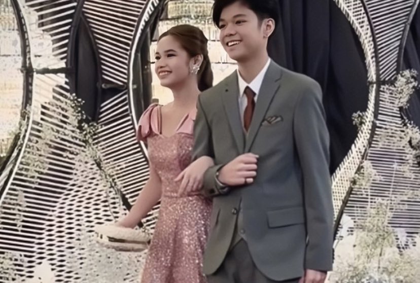ashchievements's tweet photo. #AshCoTogetherAtGMAGala2023 
#AshleySarmientoAtGMAGala2023
#MarcoMasaAtGMAGala2023 https://t.co/elIViM0zAq