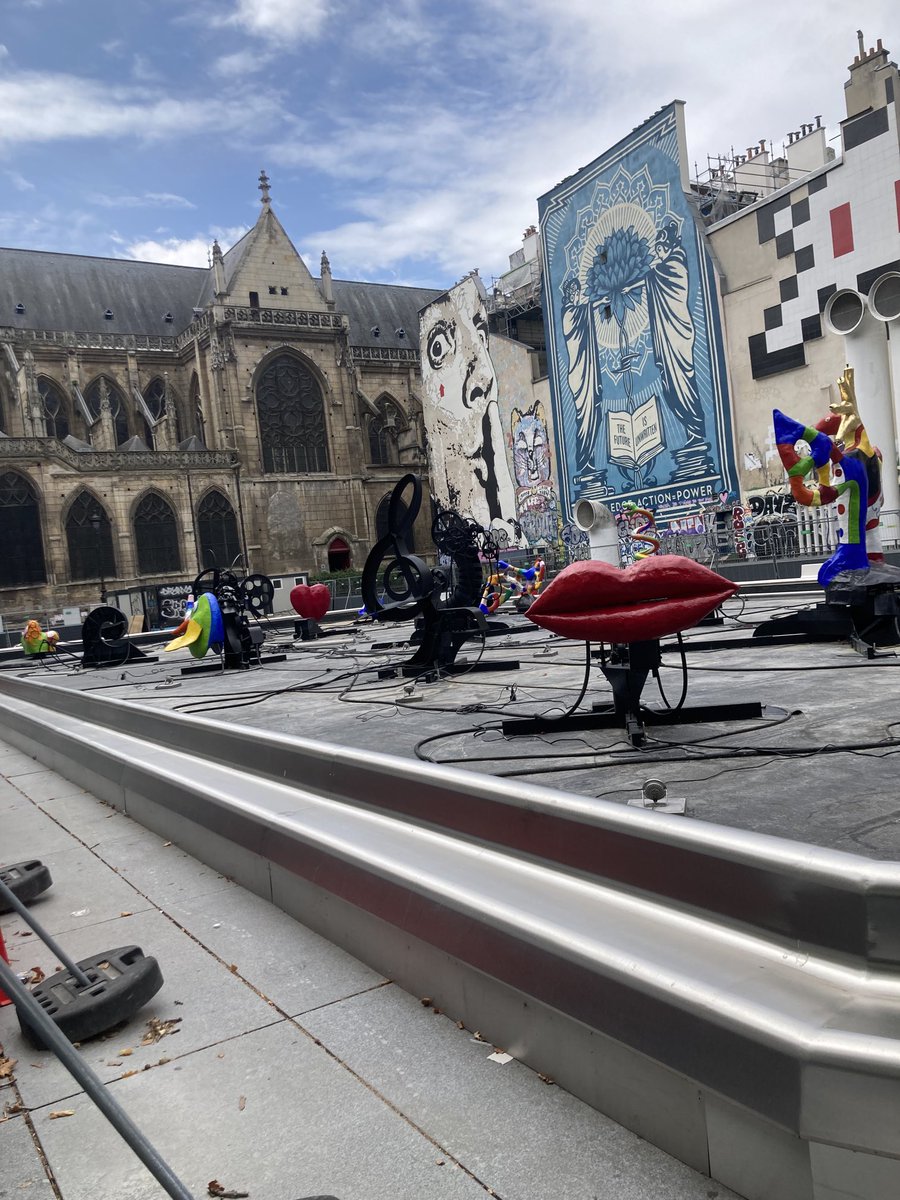 LauredeMontalem's tweet image. #Paris #Beaubourg Après des années de travaux, la fontaine #Stravinsky retrouve enfin ses couleurs 🥰🥰