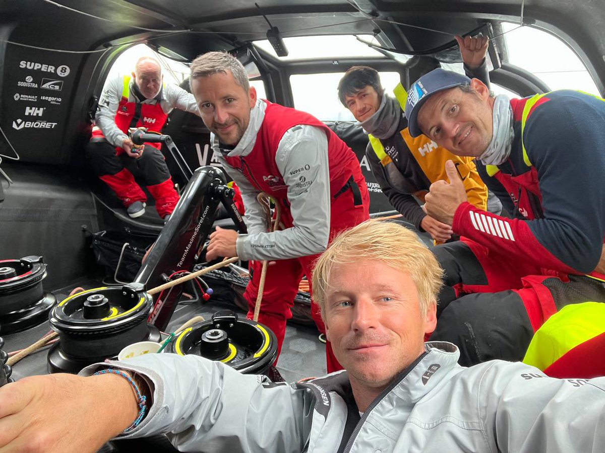 MaximeSorel's tweet image. A quelques minutes du départ de la @RolexFastnet_Ch @RORCRacing 
@ImocaGS @ChrismarSail 

#RolexFastnetRace
#RolexFastnetRaceCherbourg
#lalegenderevient
#rorc