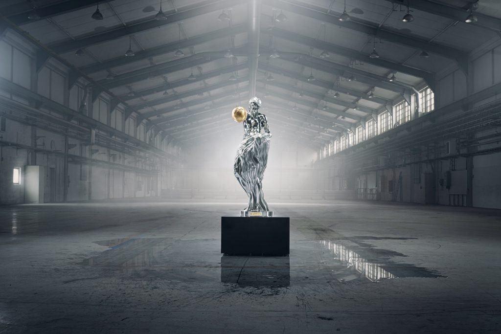 goldshaw2's tweet photo. Stockholm's Science and Technology Museum unveils an astonishing innovation: The Impossible Statue. This novel exhibit, a result of AI-genius &amp; precision manufacturing, intertwines artistry of celebrated sculptors with futuristic technology.
#AIArtwork #SaturdayThoughts #AI美人 https://t.co/5v0klISuhu