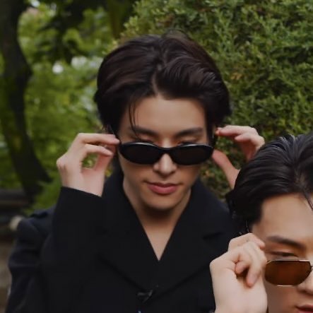 sjydaiIy's tweet photo. 🕶️🕶️🕶️ #enhypen_jake https://t.co/h2gC4zG6AG