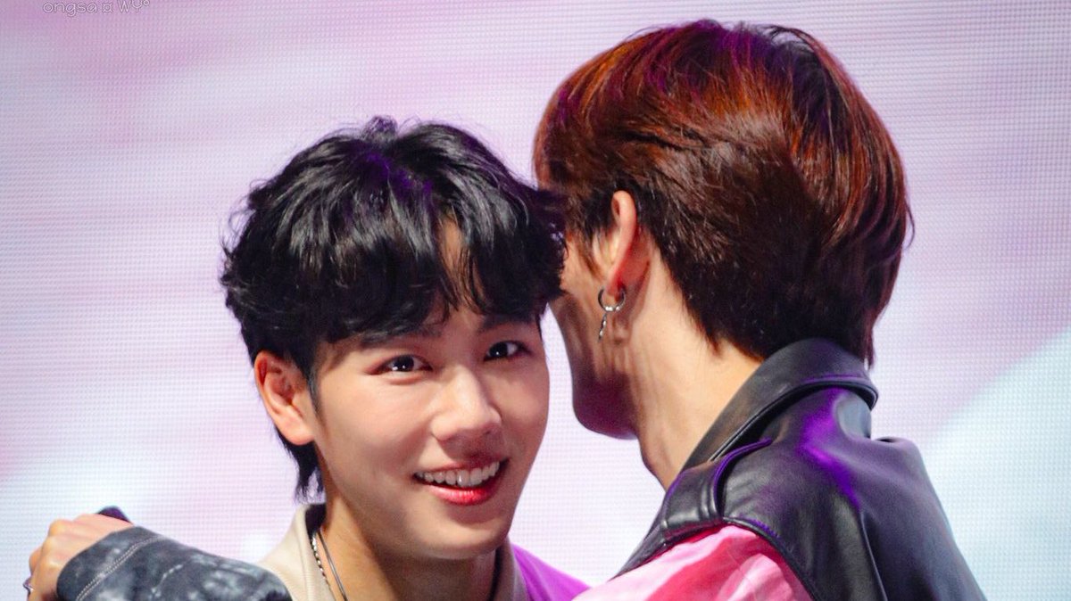 nicetxx45's tweet photo. พิเม่อกับป๊าวอคือเหมือนกันมาก ขิงกันสุดๆ 5555555555555555555555555555 https://t.co/BhBW1hIYdV