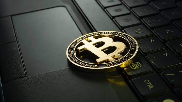The_Real_Mutant's tweet photo. If you need Money 💰 in an emergency, which cryptocurrency would you sell?

1)Bitcoin
2) Eth
3)Bnb
4)Ltc
5) Xrp
6)Cardano
7)Solana
8)Dogecoin
9)Tron
10)Matic

#cryptocurrency #BTC #Bitcoin #Ethereum #CryptoAli https://t.co/1HGQUHdyki