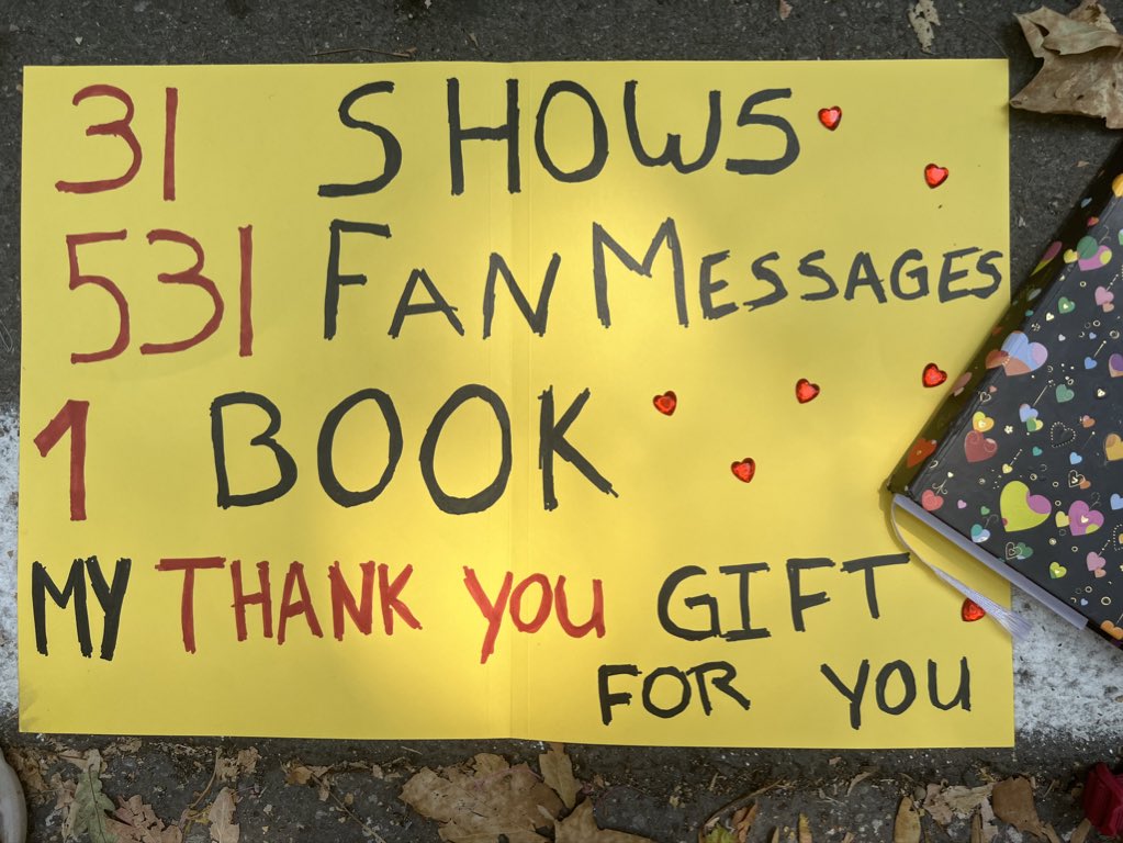 Beanie_ontour's tweet photo. Hope @Harry_Styles sees it! https://t.co/CuxtnZcNPI
