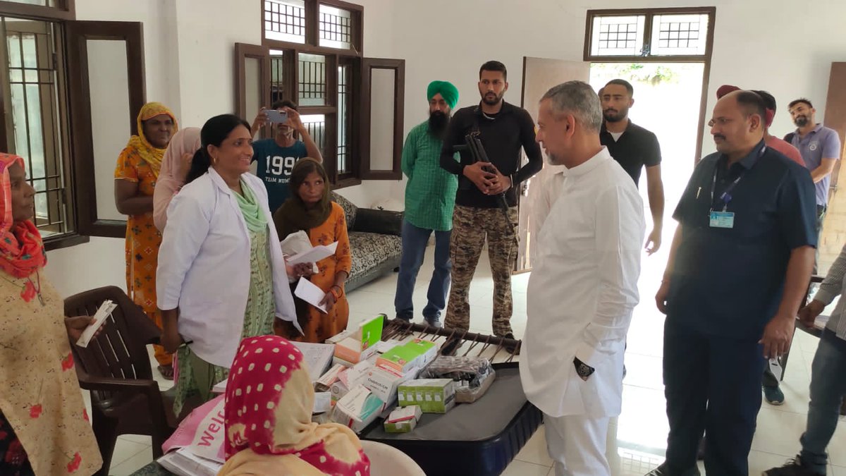 arvindkhannaoff's tweet photo. Visited the Balad Kothi in Bhawanigarh where FREE medical services are offered by Umeed Foundation team.
Delighted to see people getting benefited by the expert doctors and medical services of #UmeedFoundation.
#Punjab
@BJP4India @BJP4Punjab @sunilkjakhar @manthriji @vijayrupanibjp @saudansinghbjp @HardeepSPuri @ILalpura @iNarinderRaina @AmitShah @JPNadda @gssjodhpur