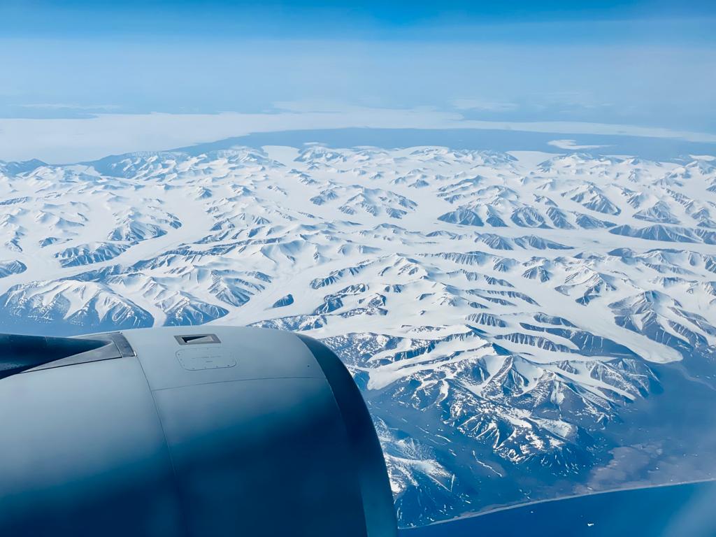 CEM_AAE's tweet image. En route vers #PEGASE23, 1e étape en Alaska. Merci au LtGen Nahom 🇺🇸 pour son accueil dans cette région stratégique.

On the way to #PEGASE23, 1st stage in Alaska. Thanks to LtGen Nahom 🇺🇸 for his hospitality in this strategic region.

@11th_Air_Force
@USNorthernCmd
@ANRALCOM