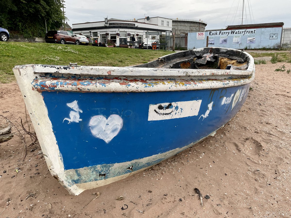ridesnapwrite's tweet photo. Beached Boat with graffiti at Refreshment Rooms, Rock Ferry #lifeboat #rockferry #graffiti #timespan https://t.co/oA20fx4fC7