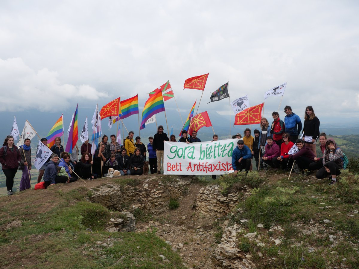itakanpada's tweet photo. 📸⛺ Iraultza Txikien Akanpada azken txanpan sartu da. Hona hemen azken egunek utzitako hainbat irudi. Animatu bertaratzera, oraindik badago zer hausnartu eta gozatu! https://t.co/THX4xamJHv