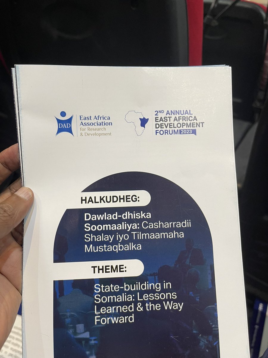 afyare_elmi's tweet photo. Waxaan ku faraxsanahay inaan goobjoog ka noqdo furitaanka shirka 2aad ee Horumarinta Geeska Afrika oo uu hoggaaminayo Dr. Cali Sheekh Abu-Bakar. Waxaa shirka furaya Wasiirka Wabarashada Soomaaliya Faarax Sheekh Cabdulqaadir. Waxaa qeyb ka ah Wasiir Maxamed Sheekh Doodishe, Wasiir Jaamac Taqal iyo Duqa Magaalada Muqdisho Yusuf Jimcaale. 

Waxaa shirkan la iskugu keenay waraaqo badan oo cilmi-baaris ah. Waxaana lagu falanqeynayaa Dowlad-Dhiska Soomaaliya iyo Casharrada laga bartay. Warqadda furitaanka Waxaa soo jeediyey Dr. Xassan Kaynaan. 

Waxaa shirka ka qeybgalaya  dad u badan dhallinyaro cilmi-baarayaal ah oo ka qeyb-qaadanaya shirka. 

Hambalyo ayaan leeyahay Jaamacadaha Muqdisho, Banaadir iyo Hormuud. Waxaan u rajaynayaa shirka guul.