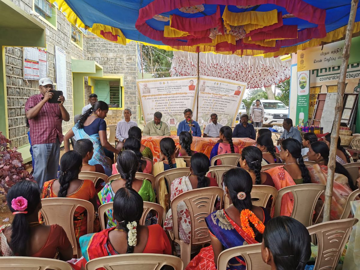 tribesindia's tweet photo. TRIFED's Regional Office South organized a 'Tribal Artisian empanelment Mela' (TAeM) on 21.07.23 at Yercaud, Salem district in Tamilnadu for empanelment of Tribal artisans in the district, to showcase their products for empanelment with TRIFED. https://t.co/IYExRlXhdE