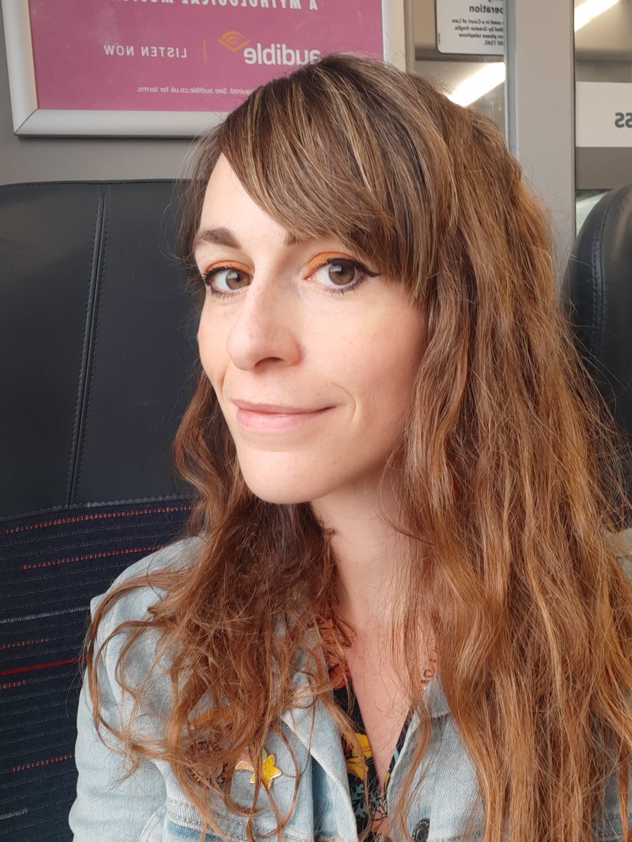 I'm en route for a day of book signings in Kent! Waterstones Ashford at 11 then Waterstones Canterbury at 2.30. Do pop by and say hi if you're around!