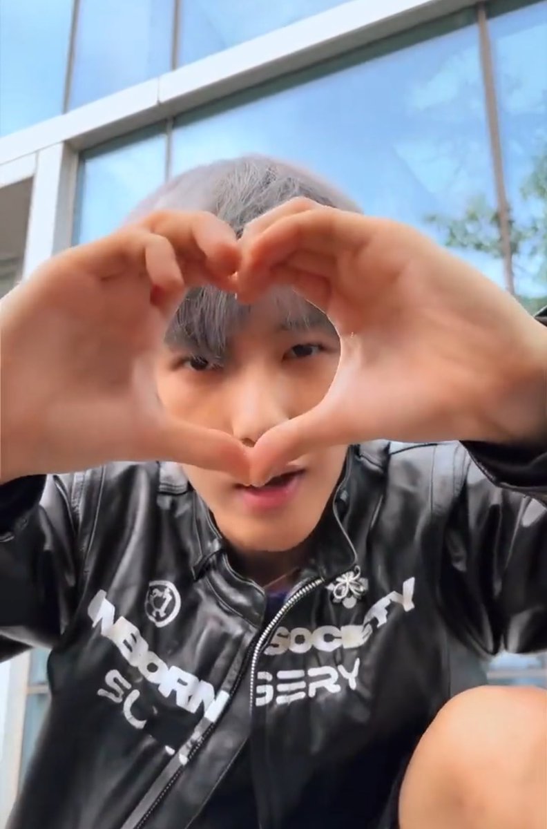 julyyfirst's tweet image. sos ออริจินอล😎 #RenjunSOSchallenge