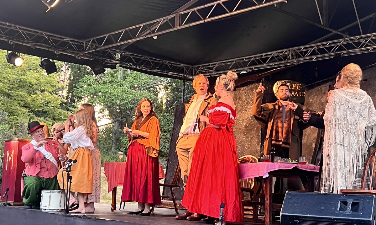 elenicclarke's tweet photo. We had a wonderful time last night watching La Boheme opera @bordehillgarden Great to see kids acting too.
Tonight’s performance is La Traviata.
#operabrava #outdooropera #loveofopera #music #bordehillgarden https://t.co/sV5yd4DN3e