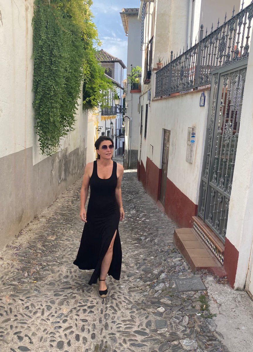 Macarena_Olona's tweet photo. Rumbo a la #CostaTropical. Para reflexionar 🏖️ https://t.co/l4yZYA6SsA