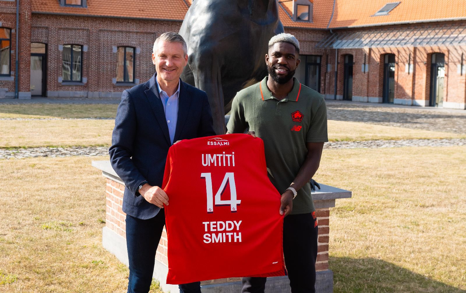 Actu Foot on Twitter "🚨 OFFICIEL ! Samuel Umtiti signe au LOSC jusqu’en 2025 ! ️ 📸 losclive