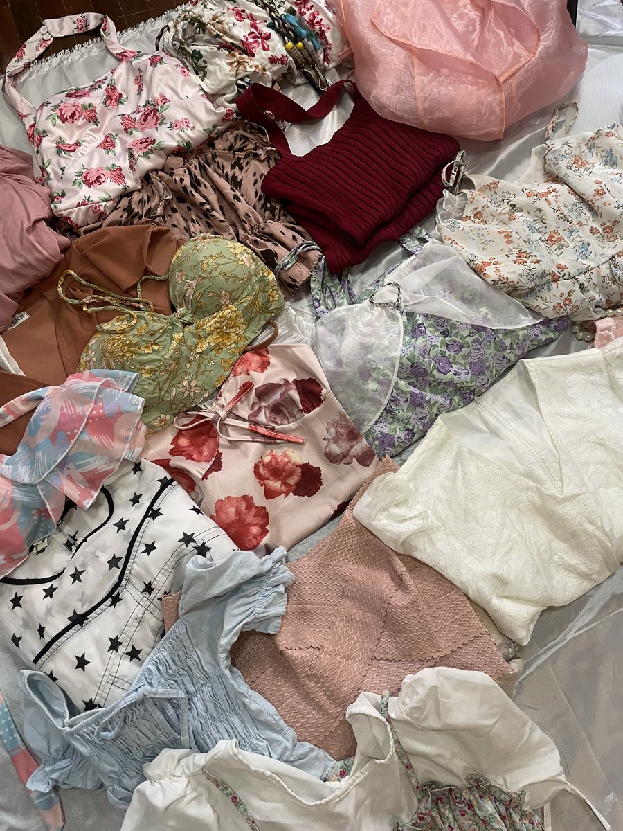 babyyummy1a's tweet image. #ส่งต่อ เสื้อผ้าของเค้าเอง new&amp;amp;used✨
มีทั้งมือ1 มือ2💖 ราคาเริ่มต้น50-150ค้าบ
📌รี+ปักไว้ได้เลย ลด 5 บาท
🛒ค่าส่งฟรี
#ส่งต่อvghbkk #ส่งต่อstylist_shop #ส่งต่อเสื้อผ้ามือ2 #เสื้อผ้ามือสองราคาถูก #vghbkk #เสื้อผ้ามือสองสภาพดี #ส่งต่อกระเป๋า