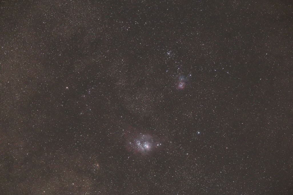 astroilusion's tweet photo. La Nebulosa de la Laguna y la Trífida: una sonrisa en el cielo.
https://t.co/WyNOeoMUMj
#Astronomía #ciencia #naturaleza https://t.co/bIPrn5WIvO