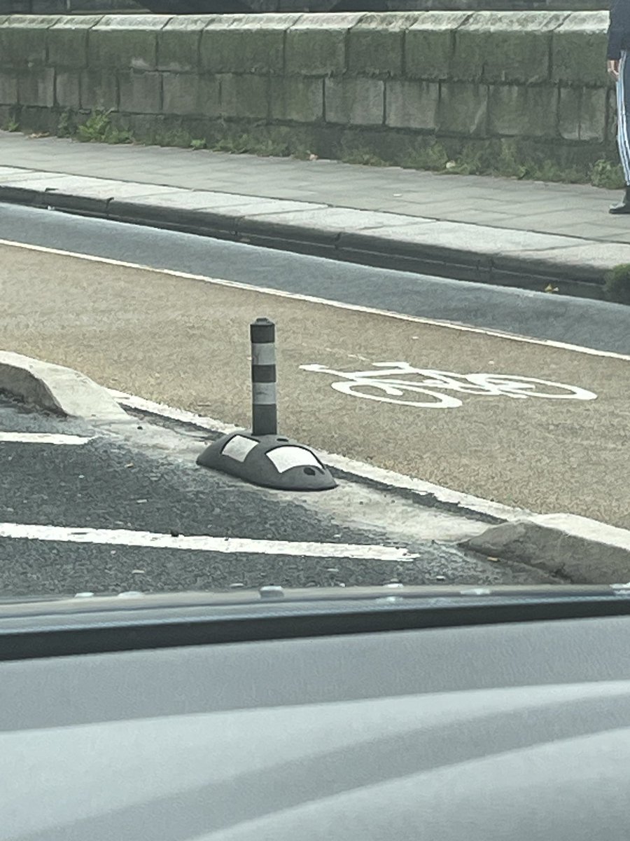 Amy Sexton tweet media