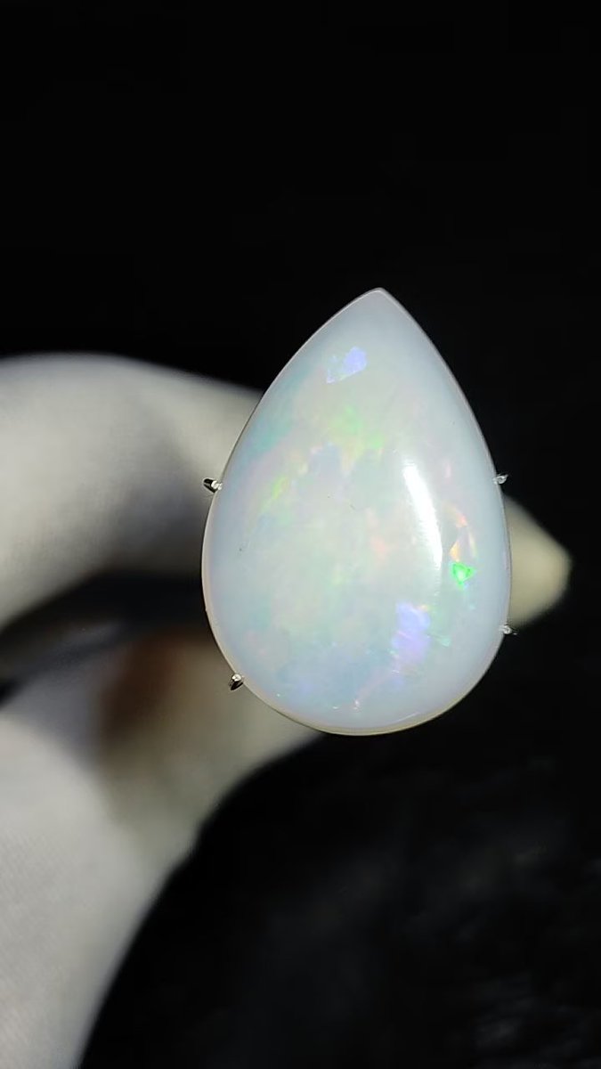 official85926's tweet image. etsy.com/your/shops/me/…

#EthiopianFireOpal #PearShape #OpalCabochon #SemiPrecious #LooseGemstone #HandPolished #WhiteOpalForMaking #PendantJewlery