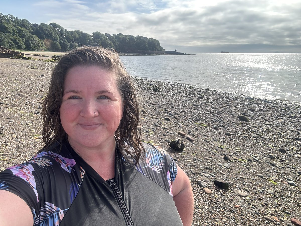 AlyMcKechnie's tweet photo. Been too long but #itsbeen3weeks
Amazing to get back in the water and I feel incredible - every time I wait so long between swims I ask myself why don’t I prioritise what makes me feel so good!
@CoxonGeorge I always kinda forget though it’s still cold 😂
#beforeandafter https://t.co/g7stFXBEfj