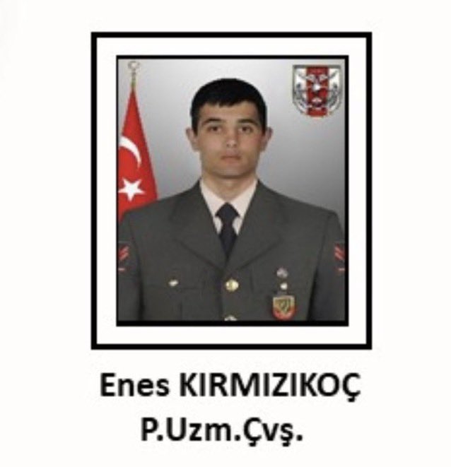 Pençe-Kilit Harekatı bölgesinde dün helikopter palinin çarpması sonucu yaralanan Piyade Uzman Çavuş Enes KIRMIZIKOÇ kaldırıldığı hastanede #şehit oldu. (Van)

Ruhu şad, mekanı cennet olsun 🇹🇷