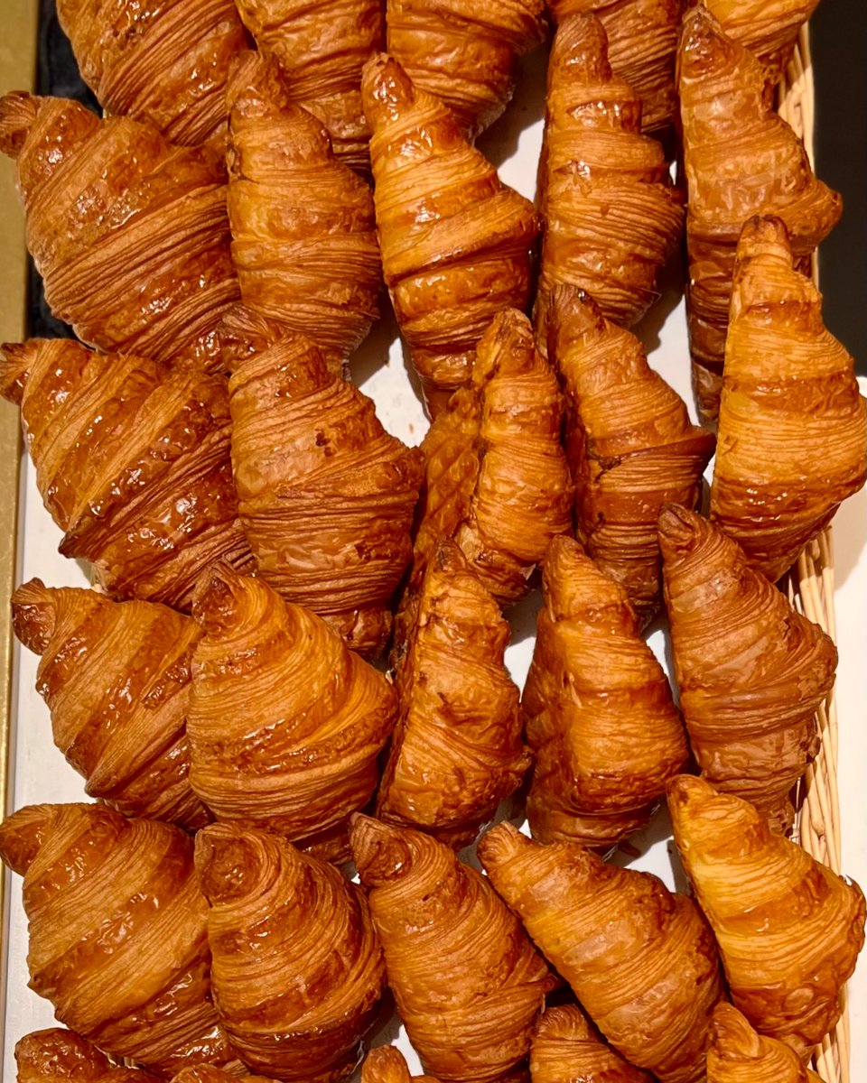 Dive into these freshly baked croissants. The perfect way to start the weekend.