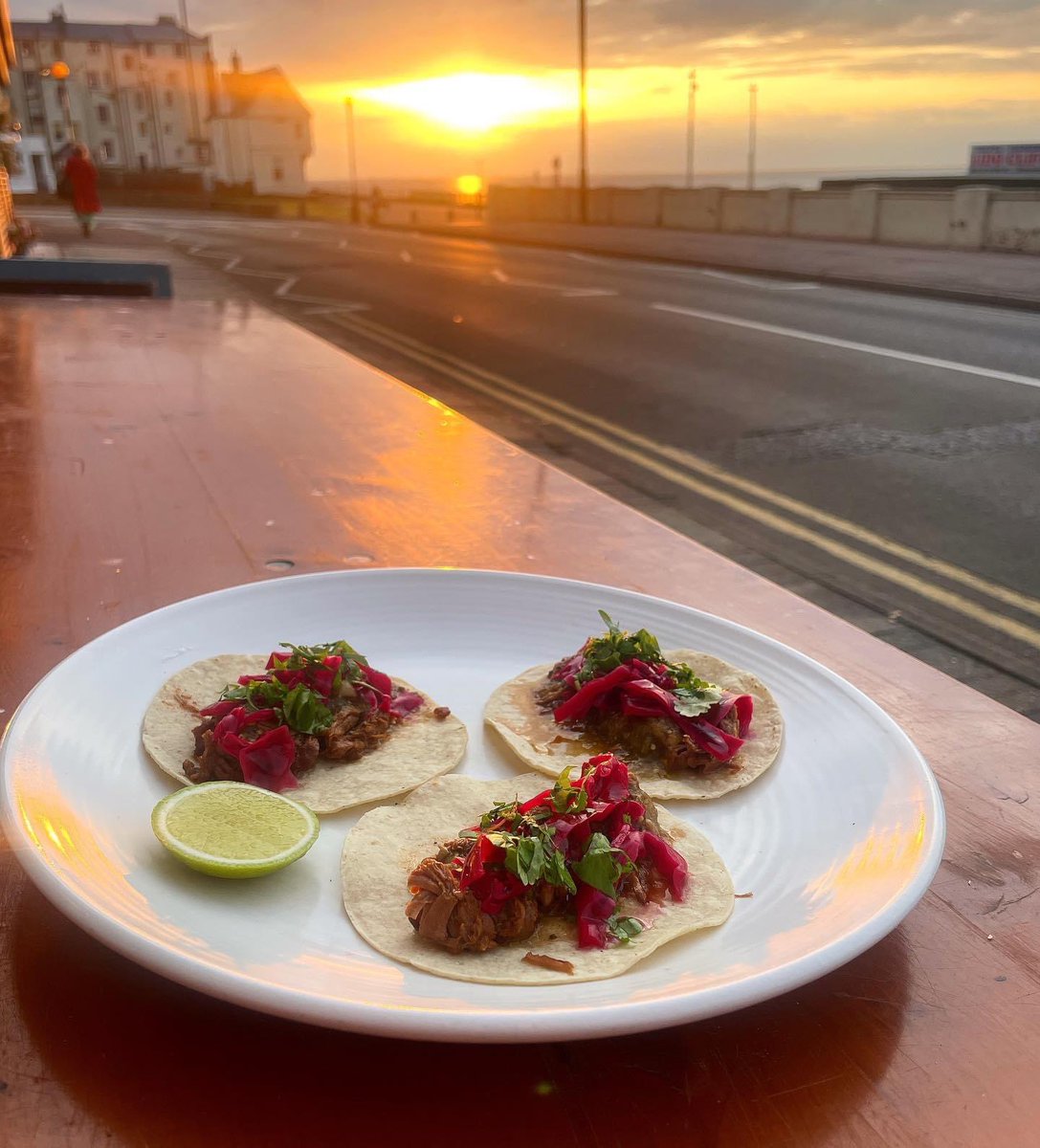 If you're looking for something delicious with a great view.... try <a href="/DaisyMargate/">Daisy Margate</a> with beautiful views over the Cliftonville coastline 

#margate #margaterestaurant #visitthanet #cliftonville #margatefood #kent #daisymargate