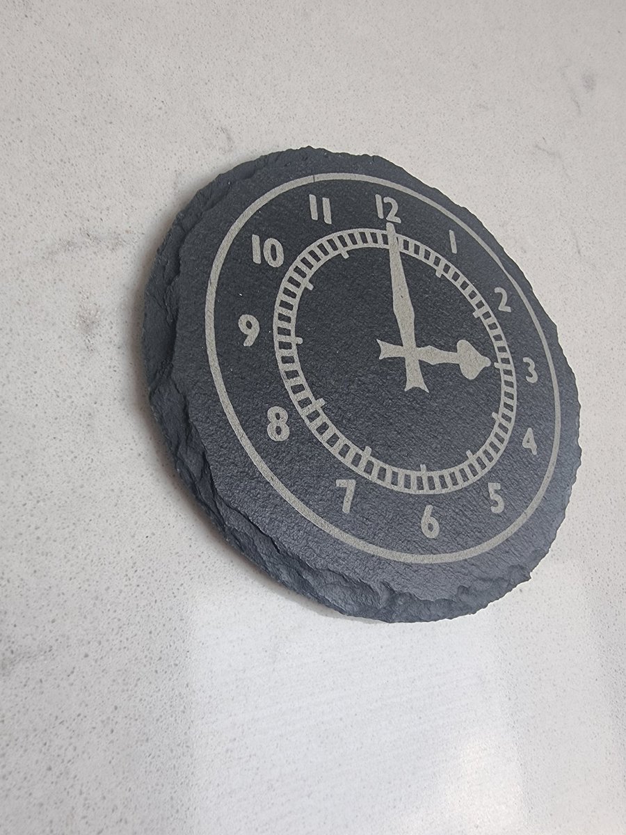 sliney66's tweet photo. ⚠️ 🚨 COMPETITION TIME 🚨 ⚠️ 
WIN 4 SLATE COASTERS WHEN ARSENAL BEAT MAN U. TO ENTER LIKE FOLLOW AND RETWEET. 8 TO CHOOSE FROM. £20 FOR 4. MIX AND MATCH WITH MUGS
https://t.co/O2BMkFjLMq 
#ARSENAL #AFC #GOONERS #GUNNERS #COYG https://t.co/9Fcwu3R8bc