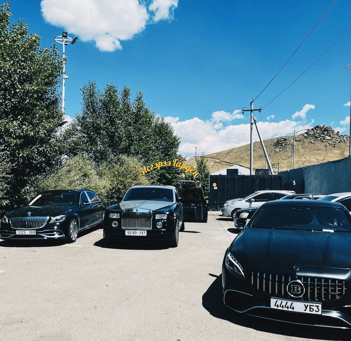 LuxuryCarsMGL's tweet photo. https://t.co/hDshltZvTE