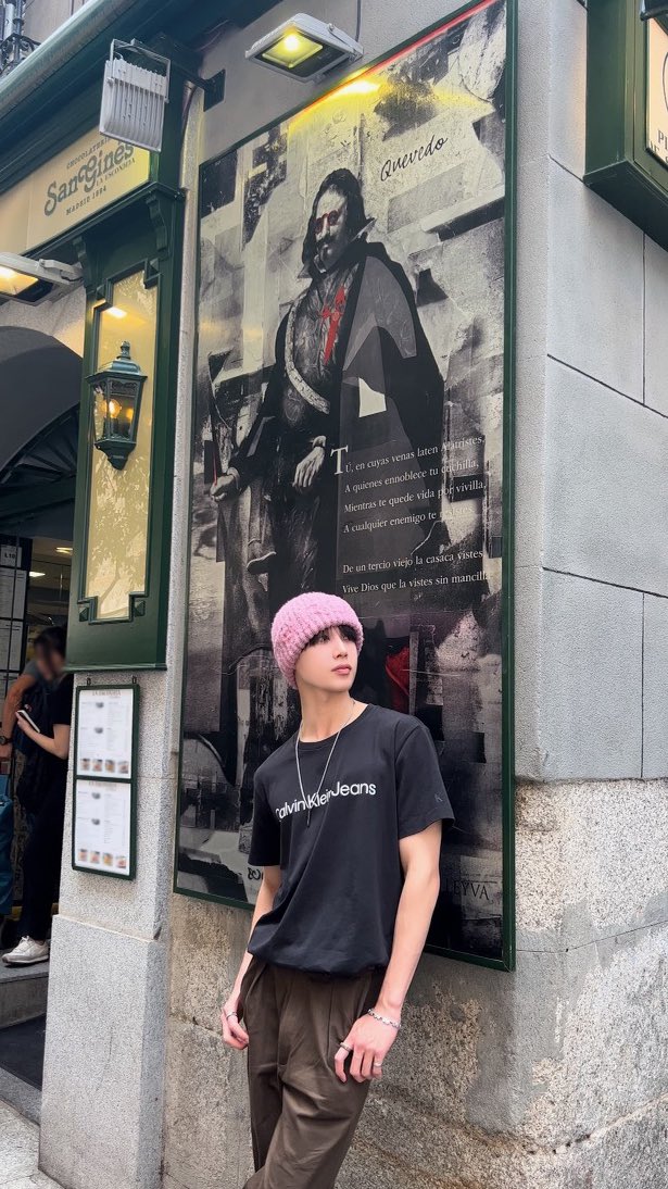 xikers_official's tweet photo. [#헌터] hi Madrid 🥰😋🤩
#xikers #싸이커스 https://t.co/1tuBkwp5Zw