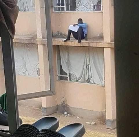 AdvoBarryRoux's tweet image. The other side of University life they don’t show you.