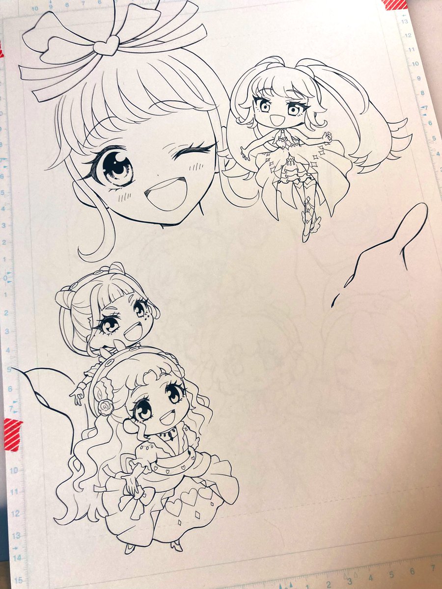 【ワッチャプリマジ!スタジオ  スタジオ第7・8章公式ファンブック】  漫画扉絵制作途中〜  楽しいけど気が遠くなるマナマナペン入れ作業〜🥰  ここからさらにワチャワチャしたマナマナ大集合の扉絵になっていきます〜 完成イラストはファンブックでチェックしてね🫶✨  #プリマジ #ワッチャプリマジ